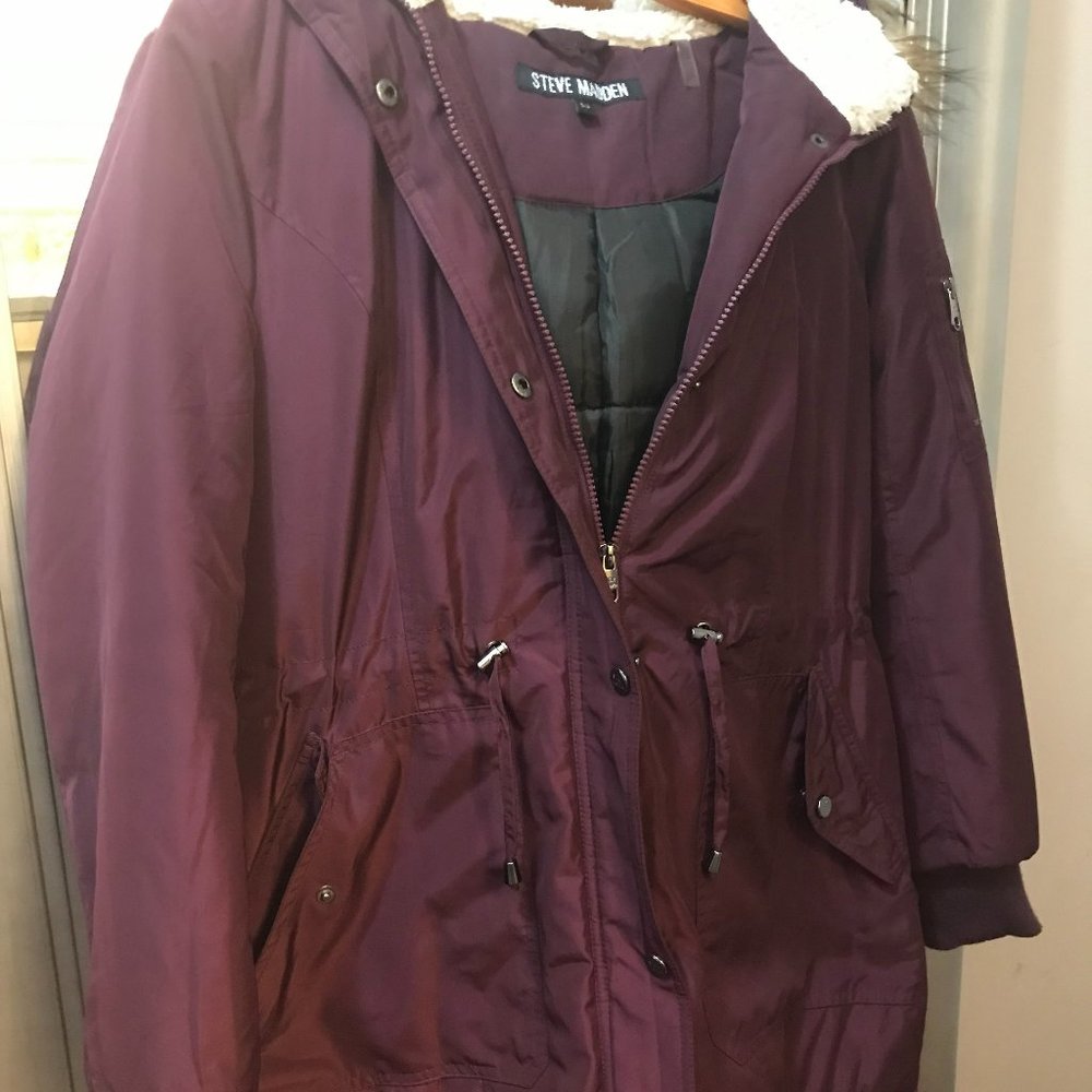 STEVE MADDEN LADIES WARM WINTER BURGANDY HOODED COAT